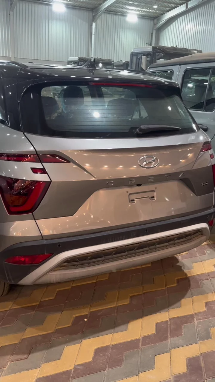 Car video thumbnail 1 of 10