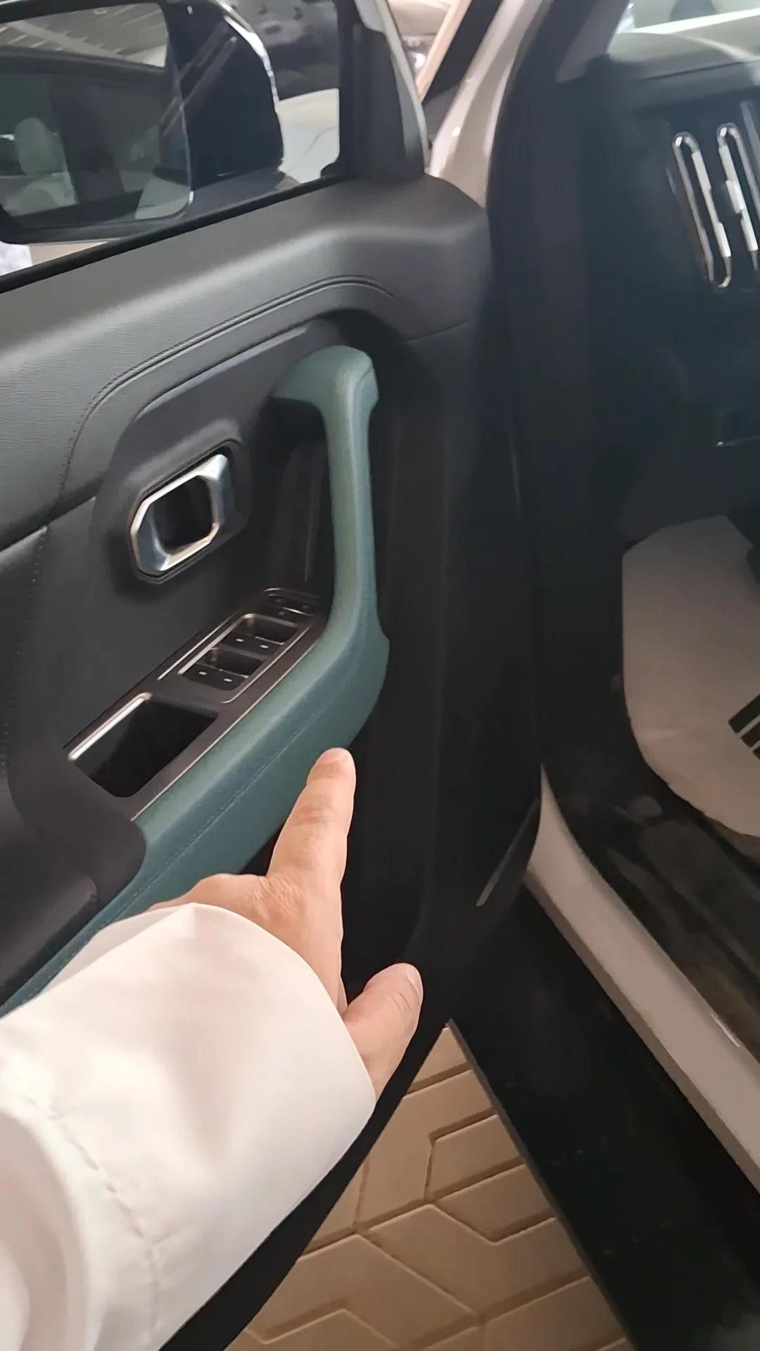 Jetour T1 Luxury 2025