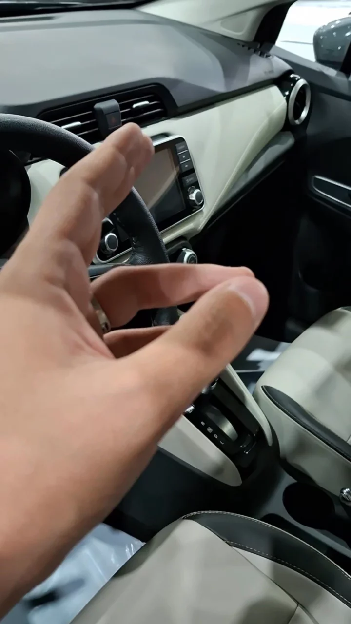 نيسان صني SV 2024