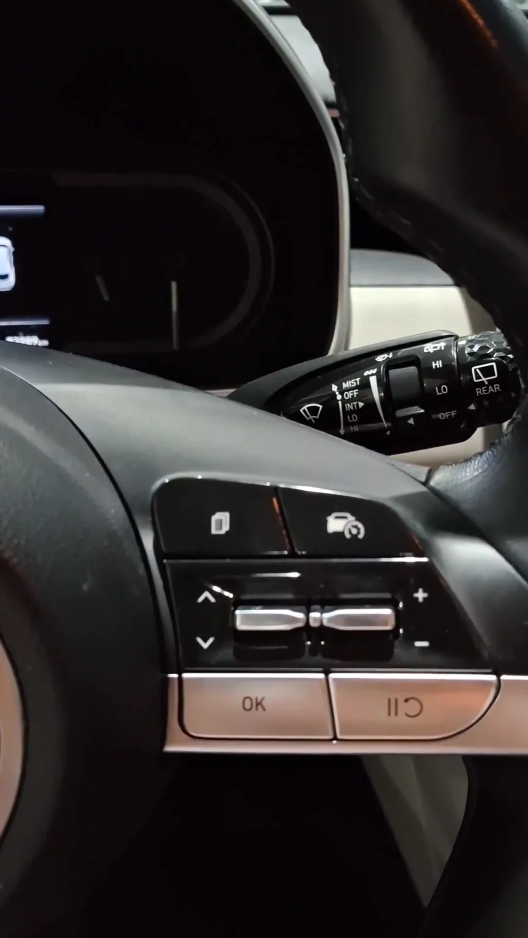 Car video thumbnail 1 of 10