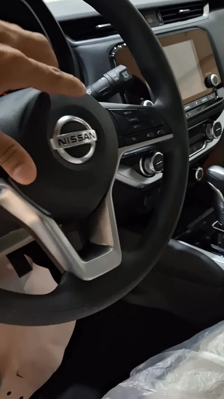 Car video thumbnail 1 of 10