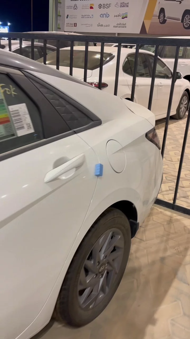 Car video thumbnail 1 of 10