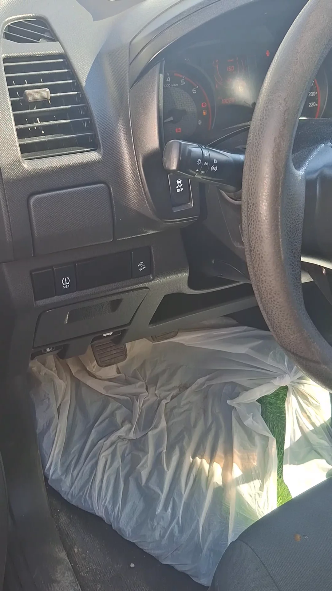 Car video thumbnail 1 of 9