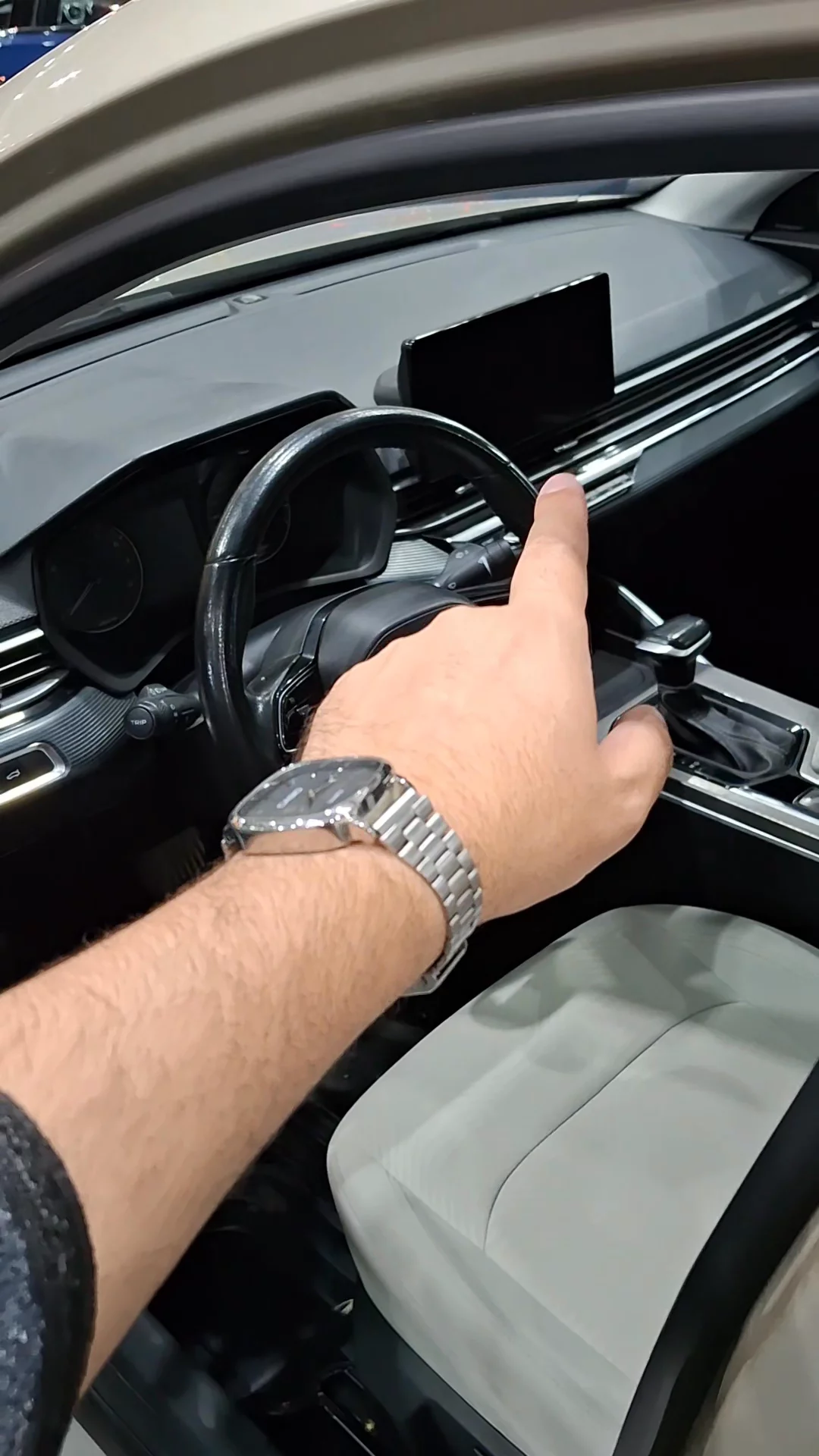 Geely Emgrand GS 2023