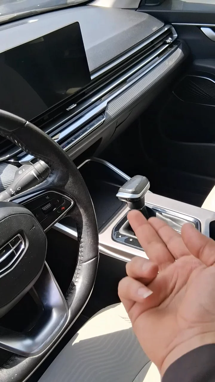 جيلي امجراند GS 2023