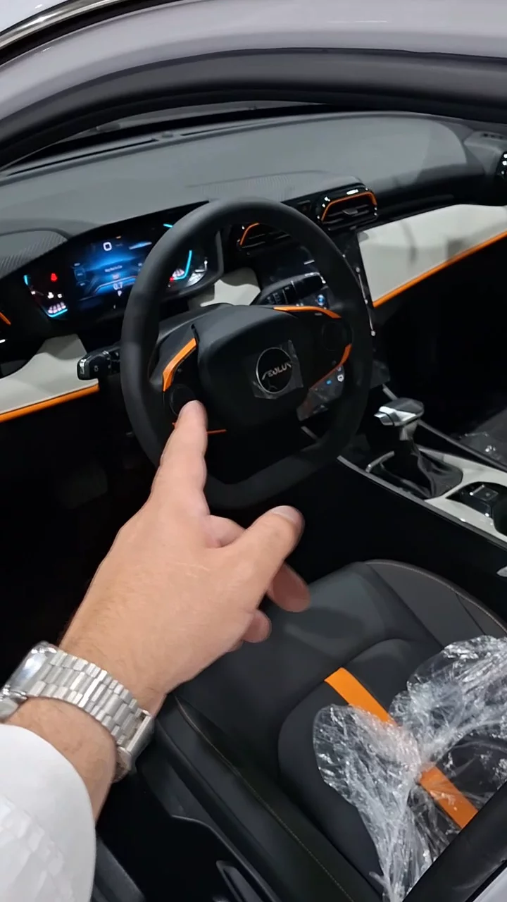 دونج فينج SHIN E1 2025