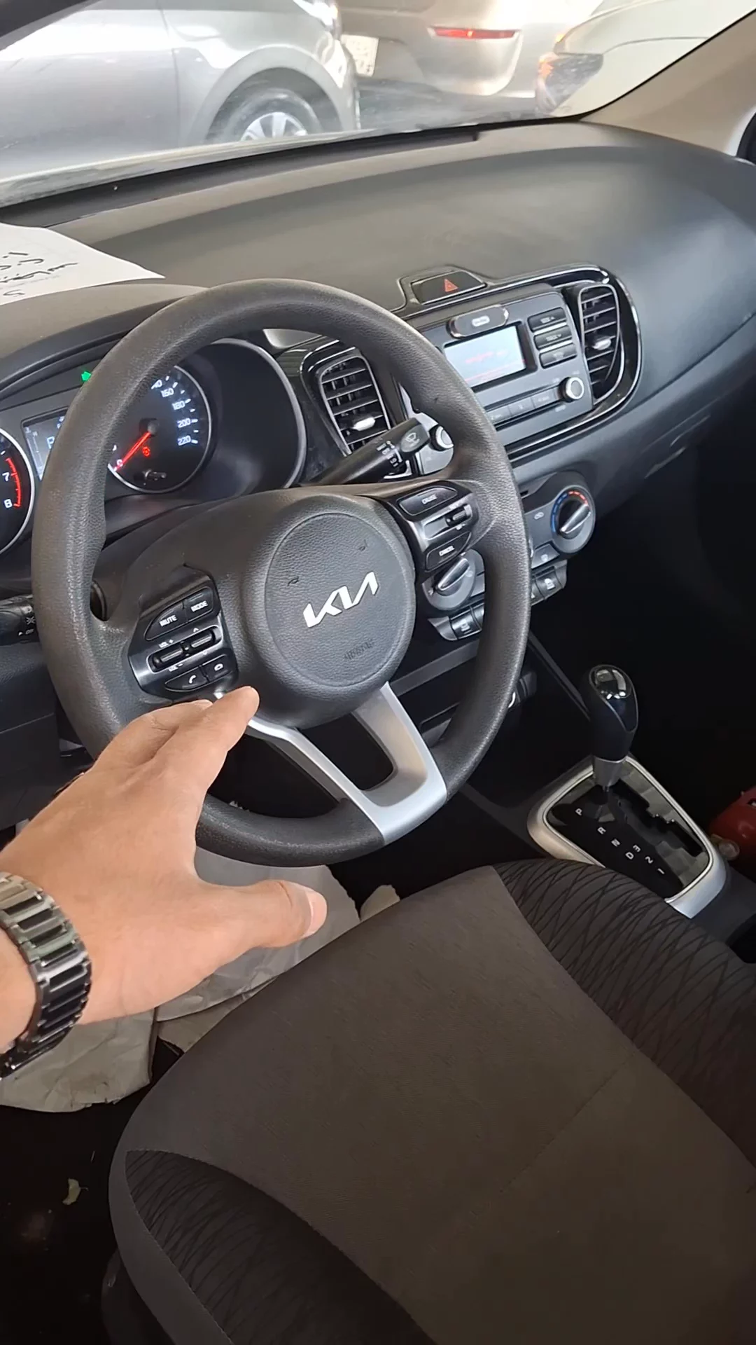 Car video thumbnail 1 of 7