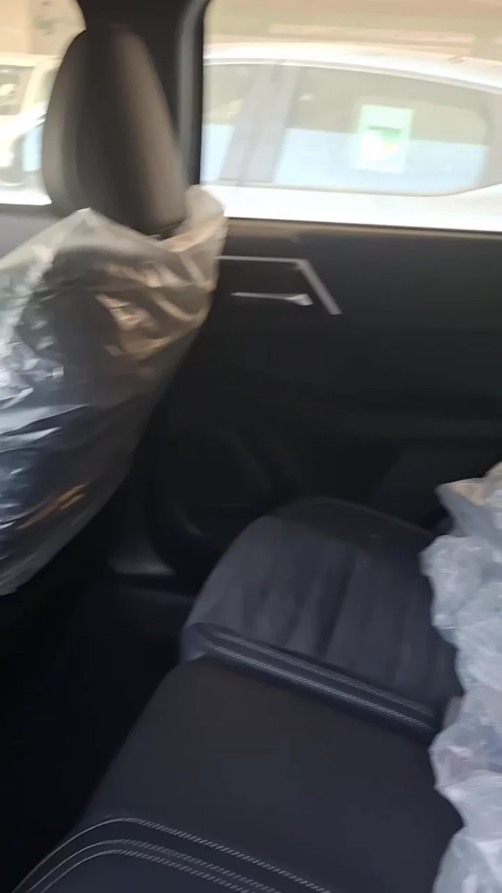 Car video thumbnail 1 of 10