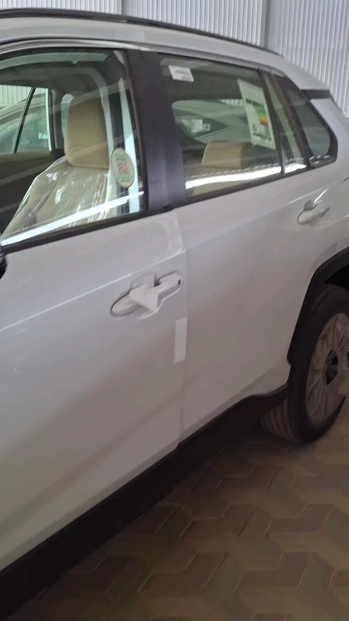 Toyota RAV4 XLE 2025