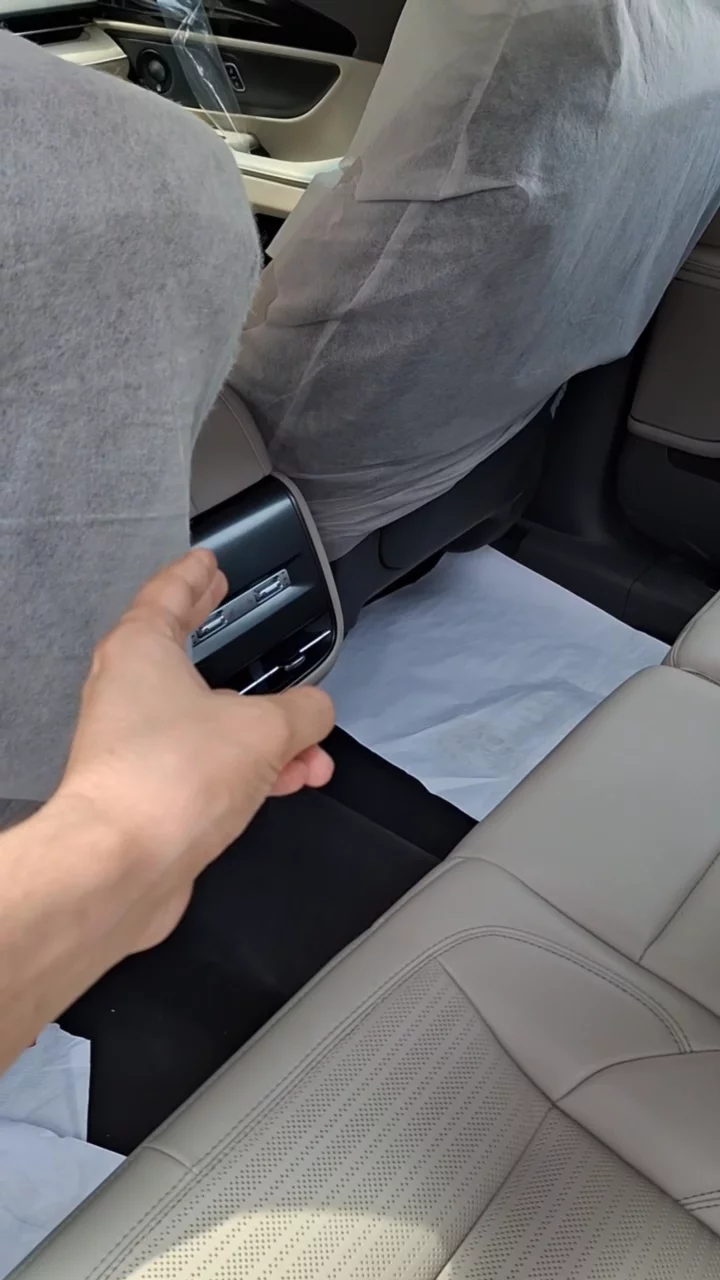 Car video thumbnail 1 of 9