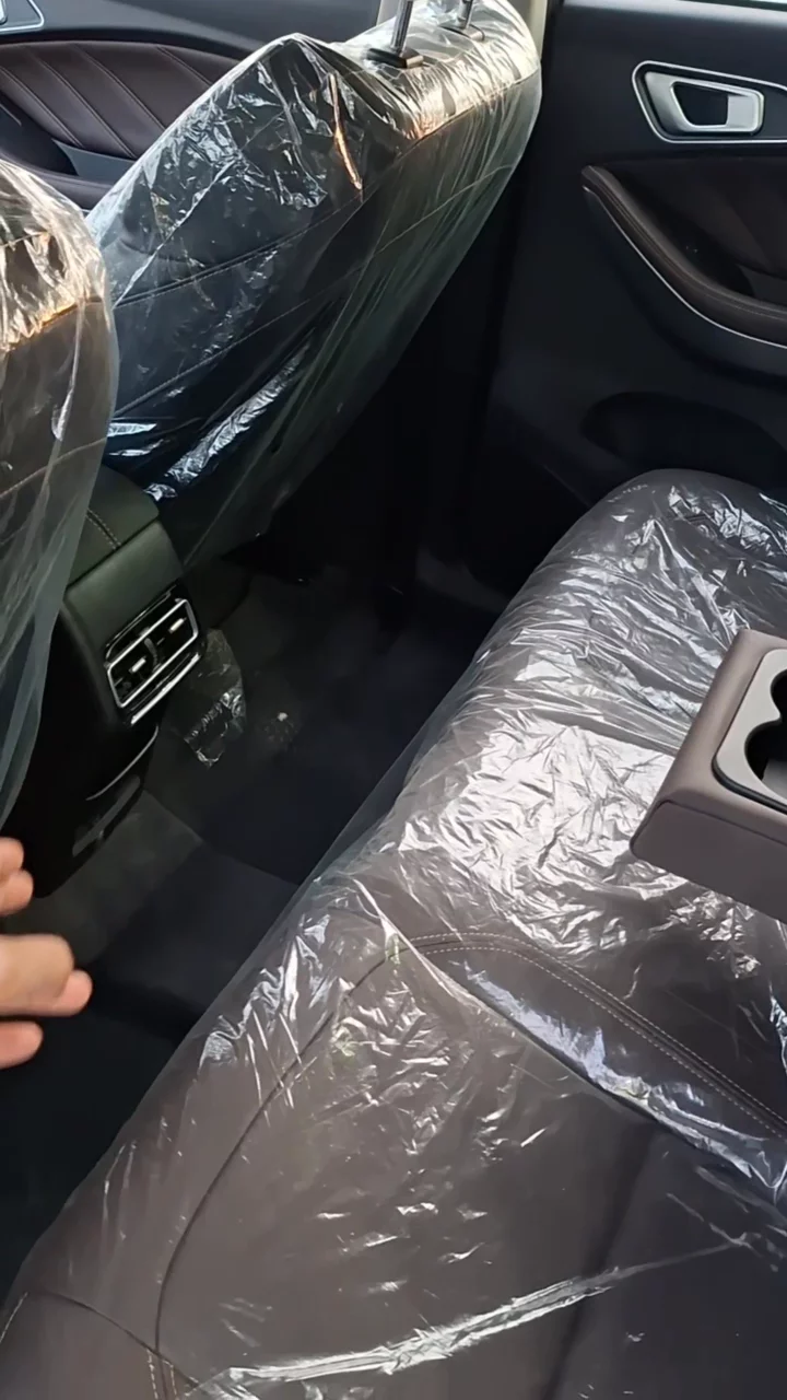 Car video thumbnail 1 of 10