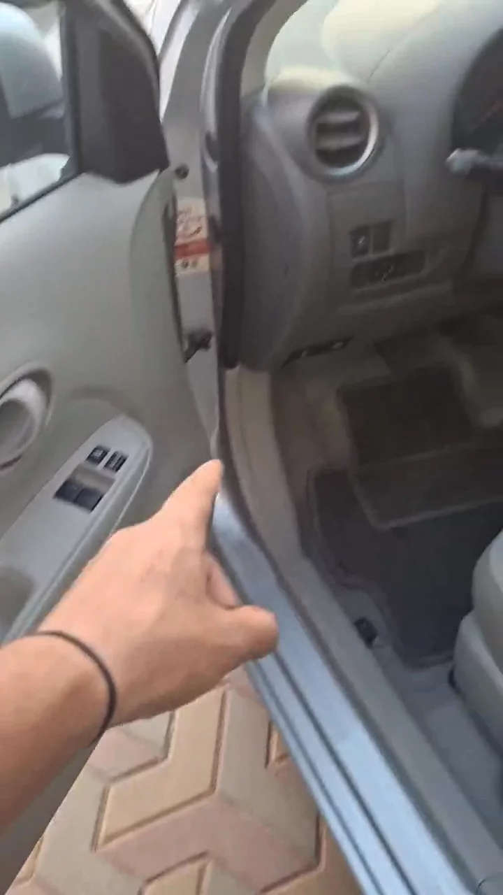 Car video thumbnail 1 of 7