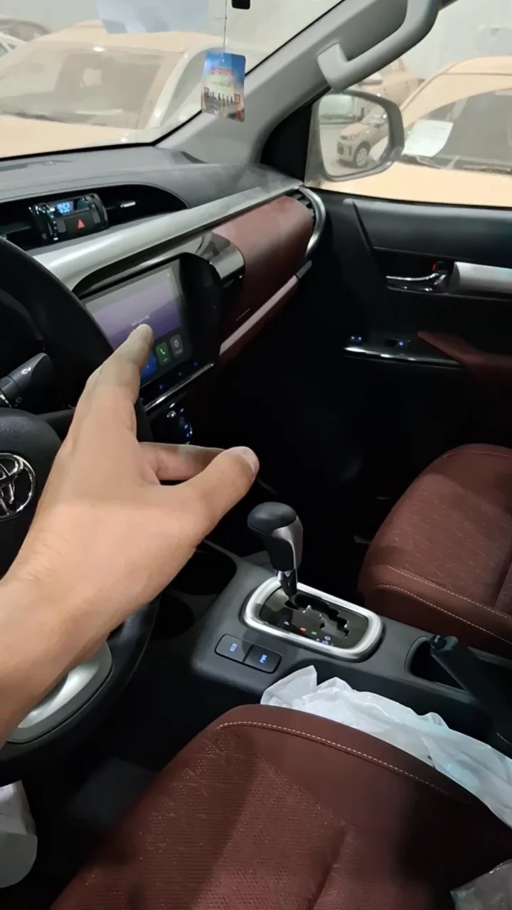 تويوتا هايلكس S GLX 2025