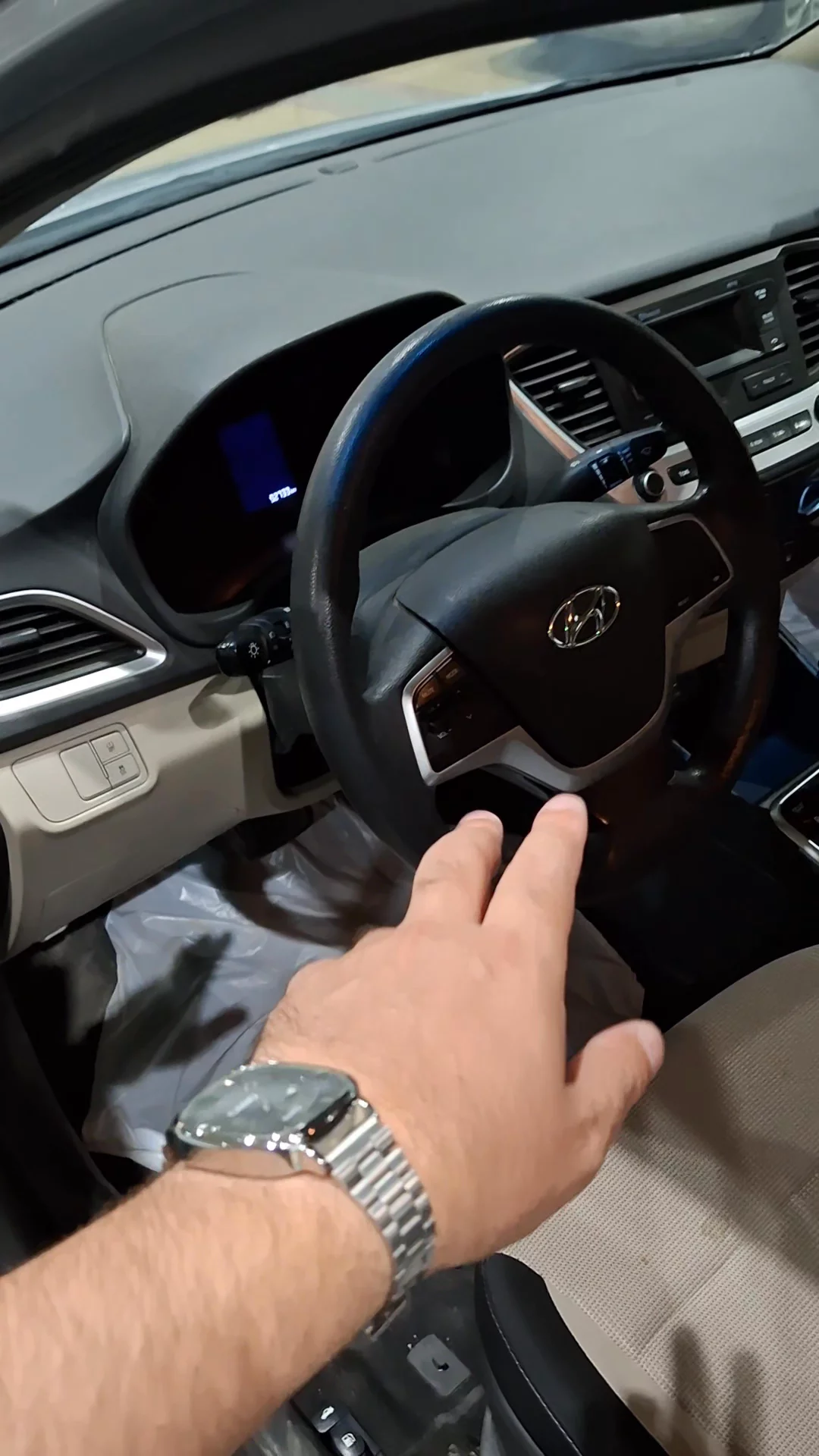 Car video thumbnail 1 of 10