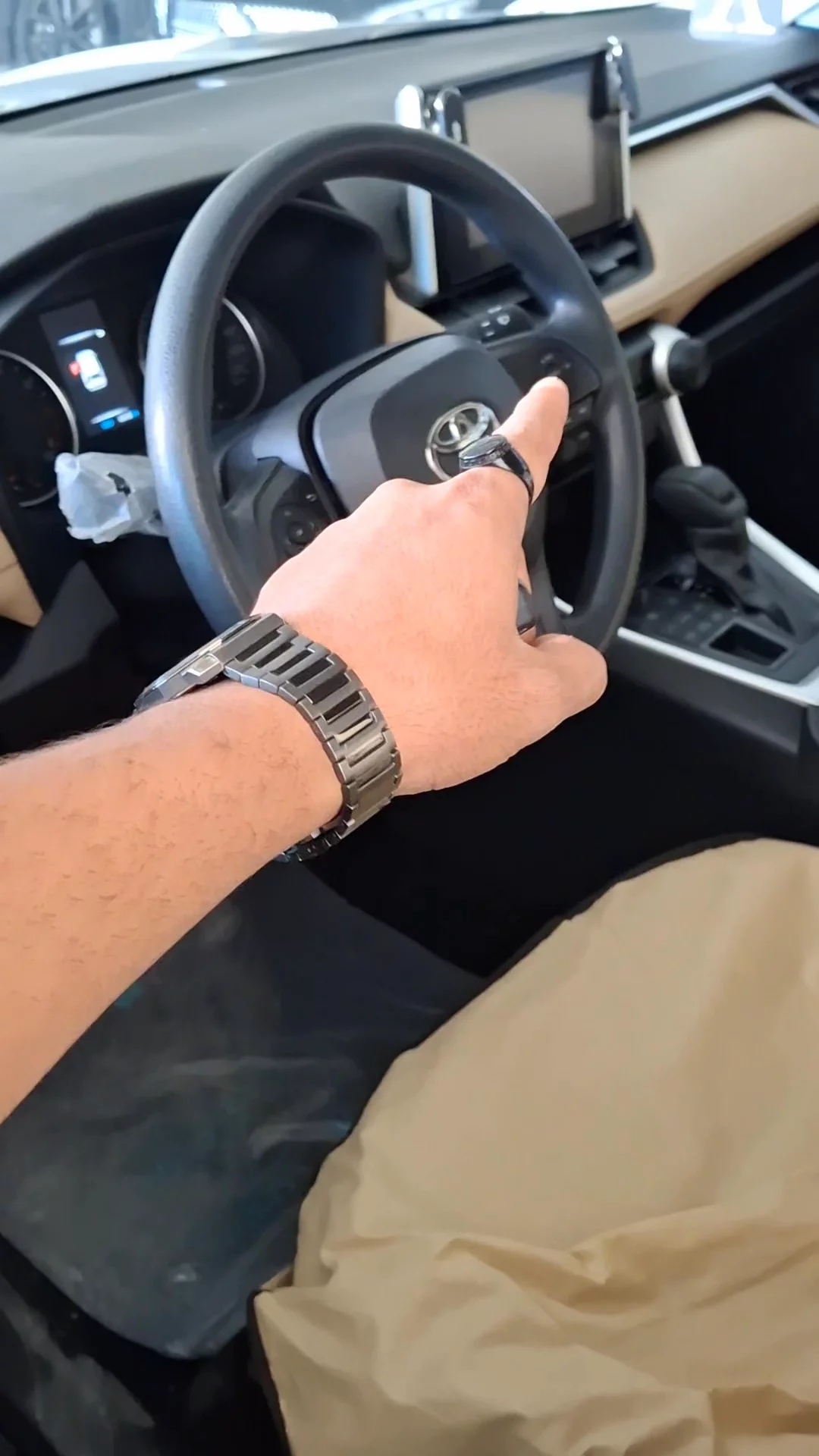 Toyota RAV4 STD 2025