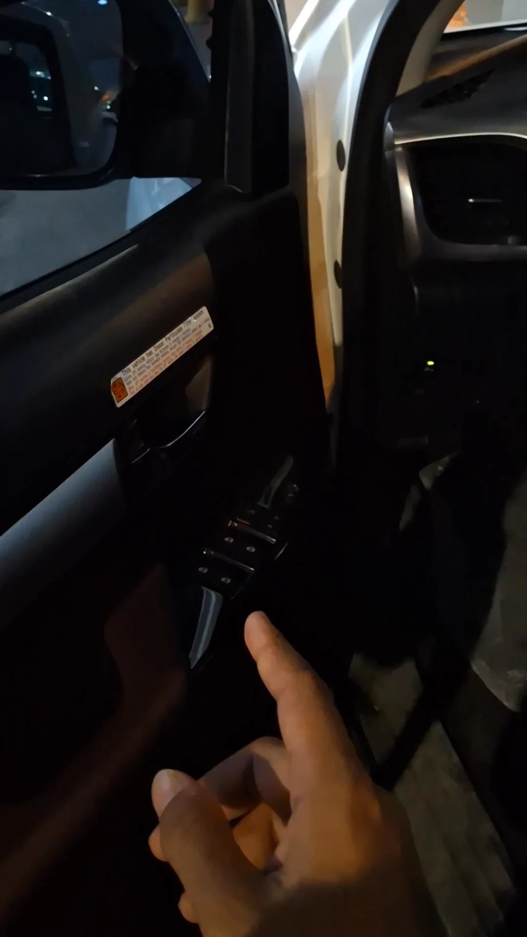 تويوتا هايلكس RS5 2024