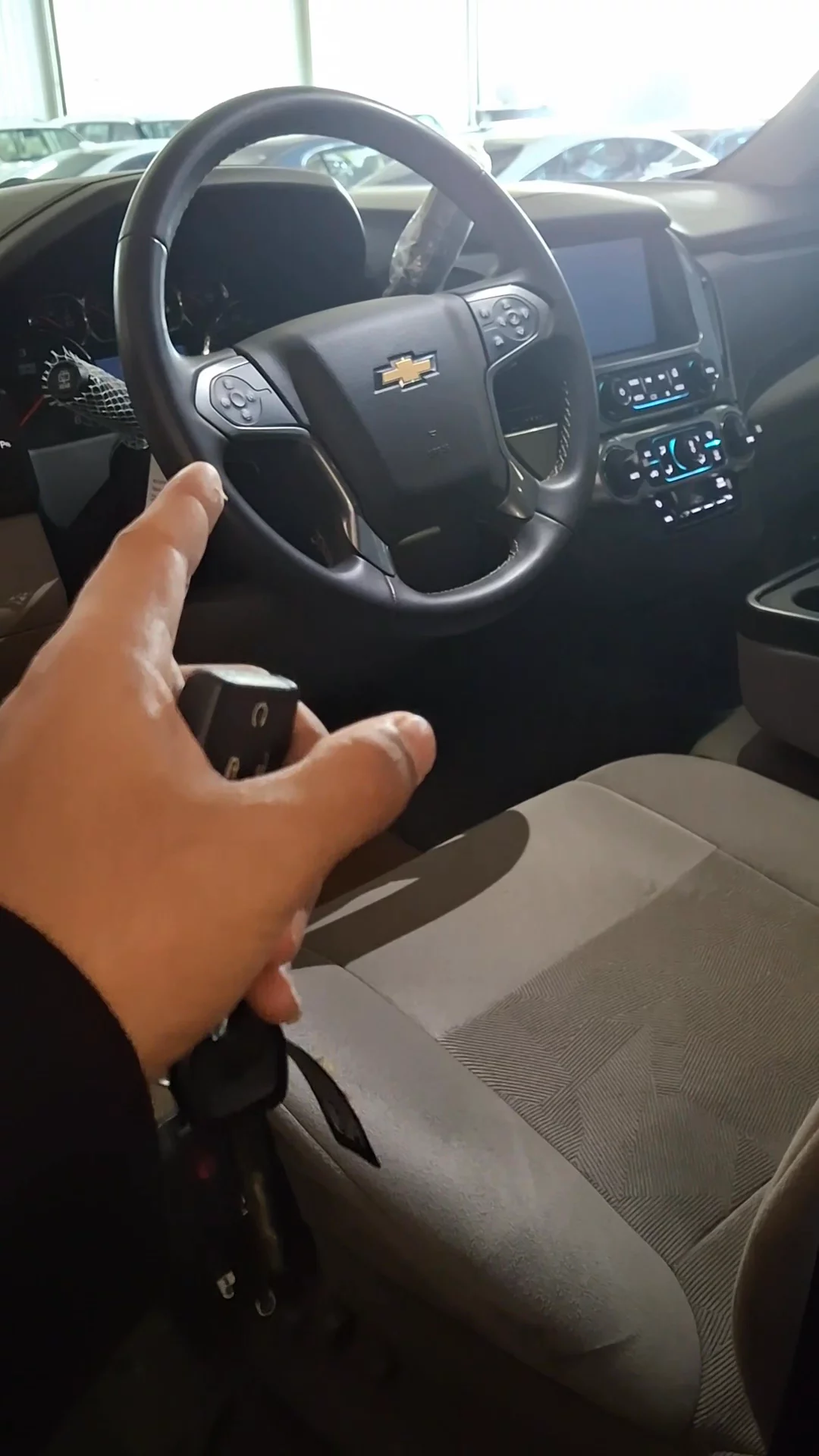 Car video thumbnail 1 of 7