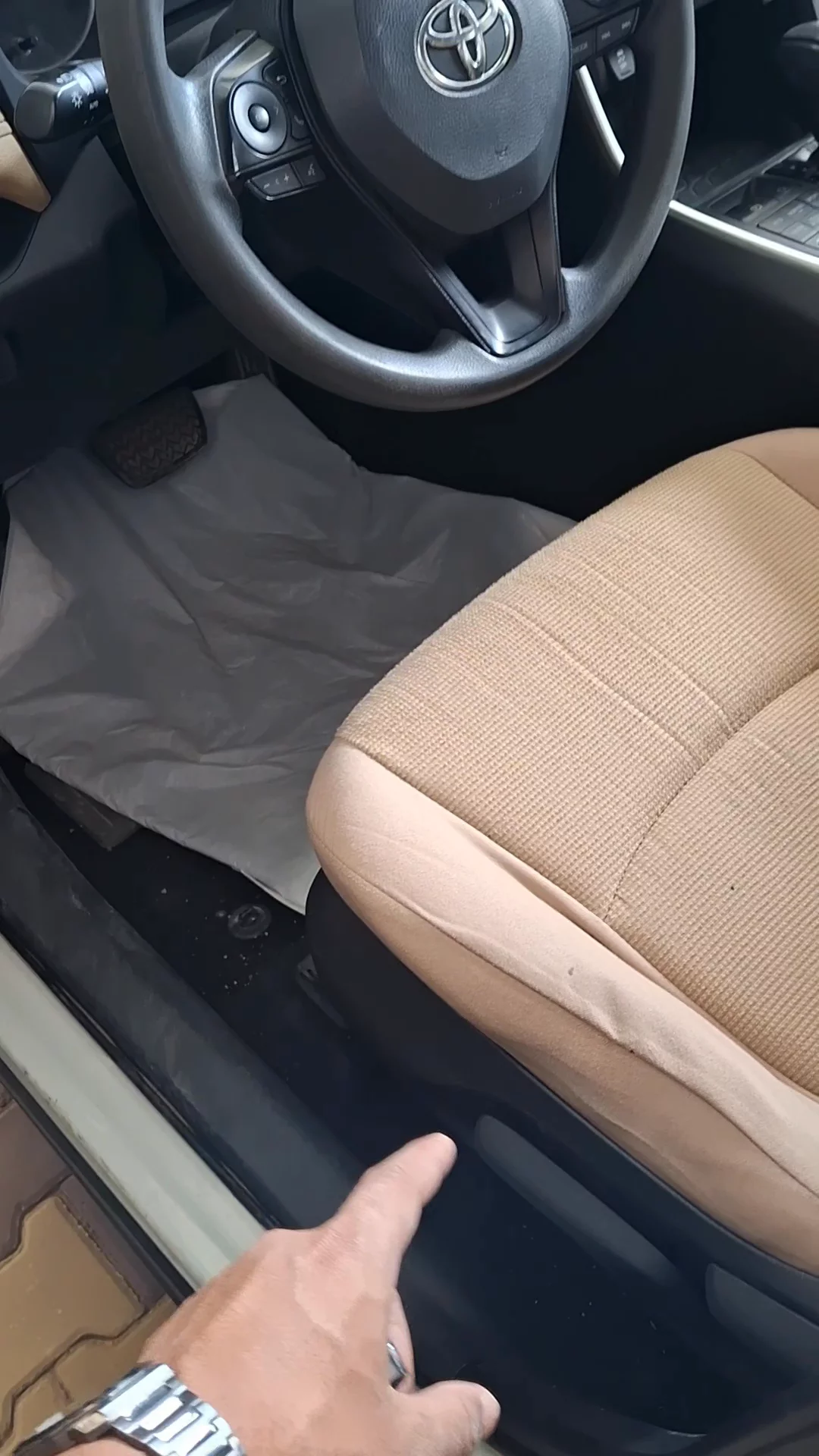 Toyota RAV4 XLE 2022