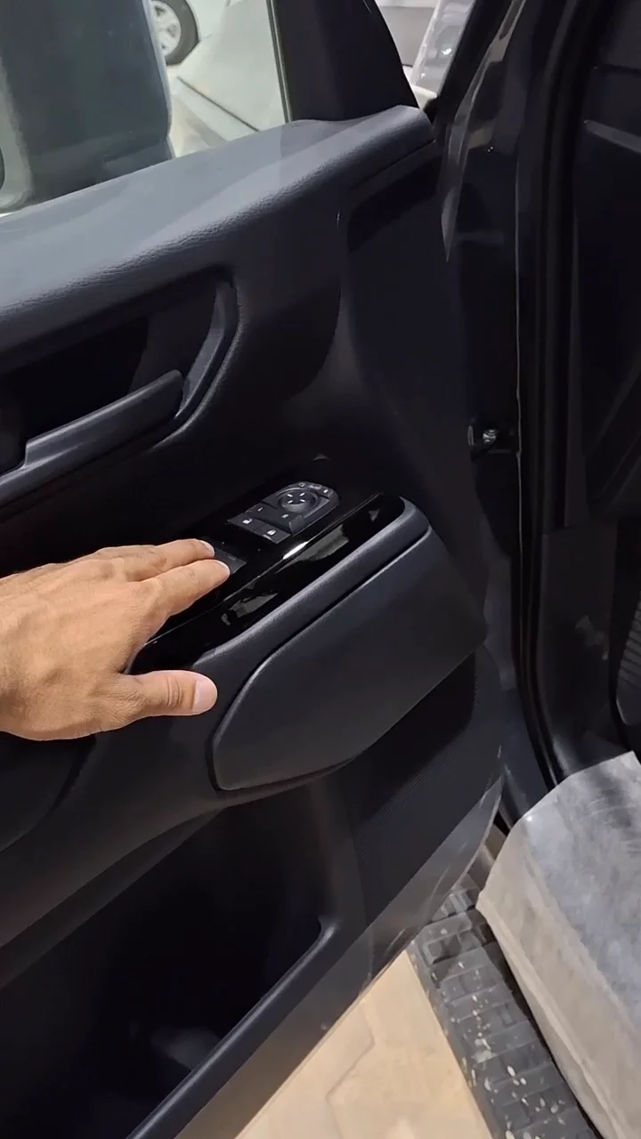 تويوتا برادو Txl1 2025