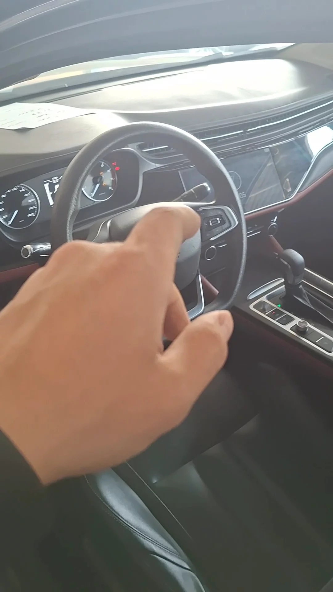 Car video thumbnail 1 of 8