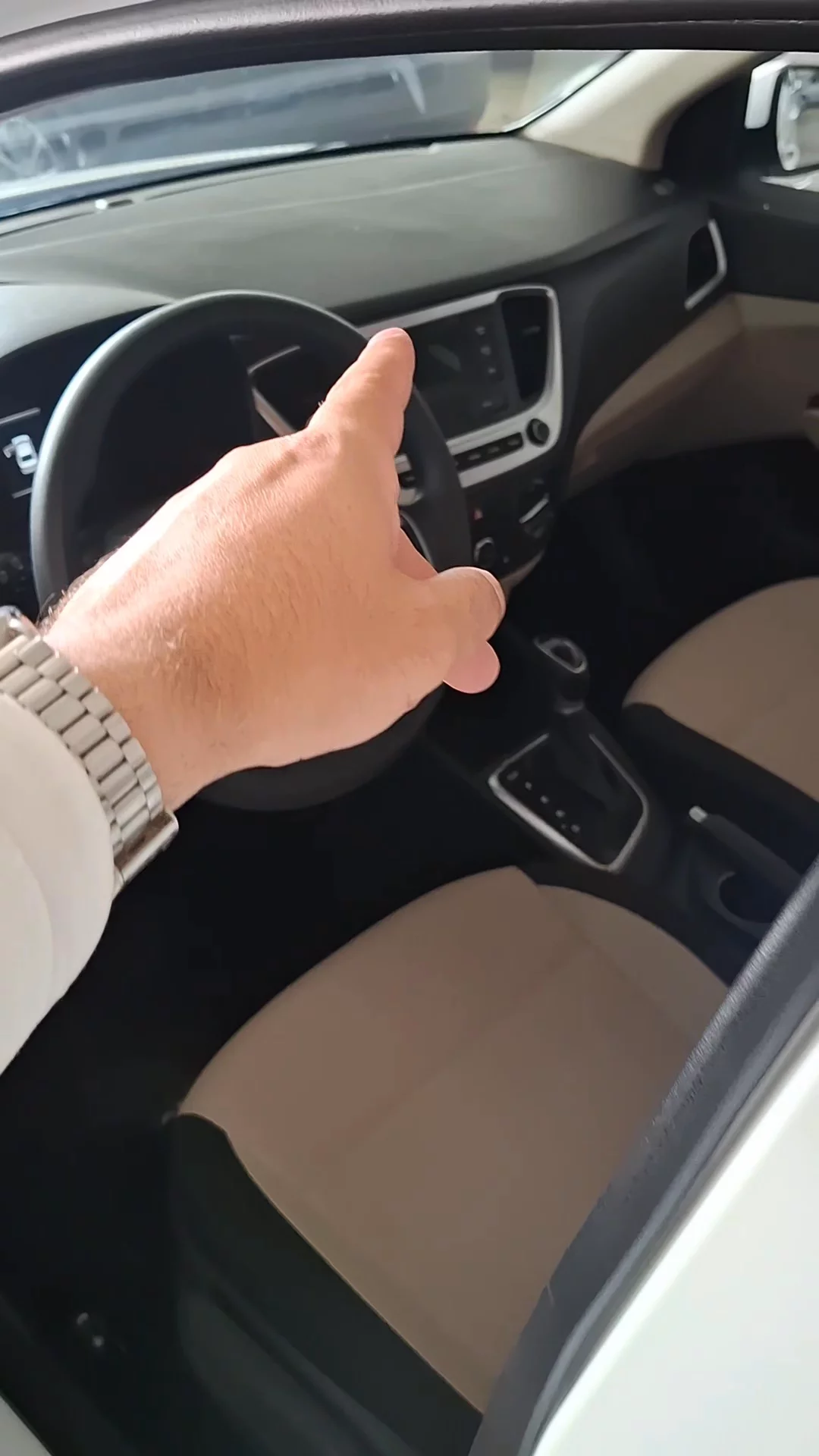 هونداي اكسنت Smart 2023