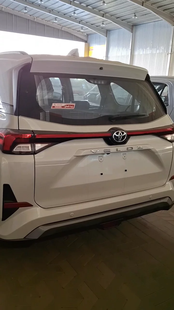 Toyota Veloz GLX 2025