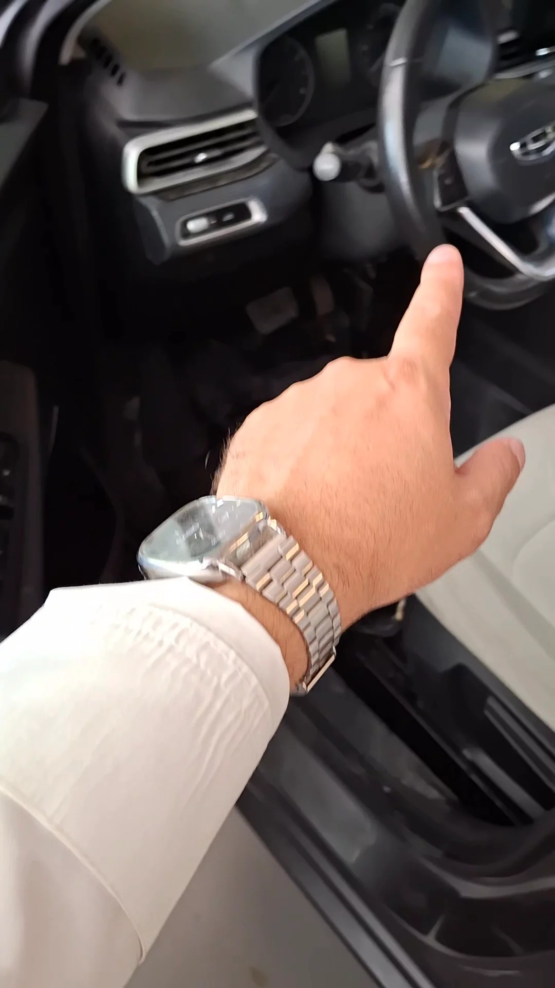 جيلي امجراند GF 2023