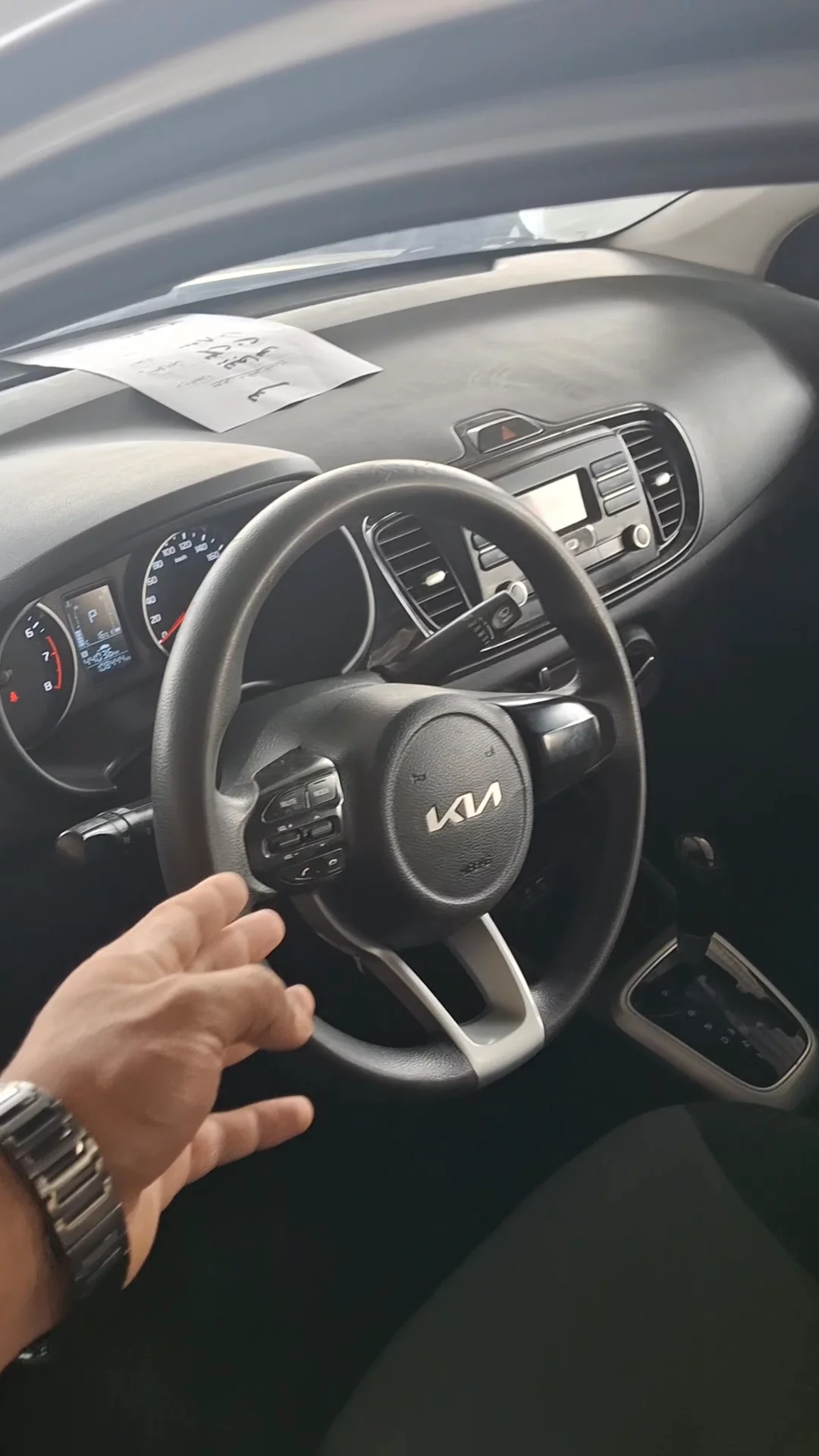 Car video thumbnail 1 of 7