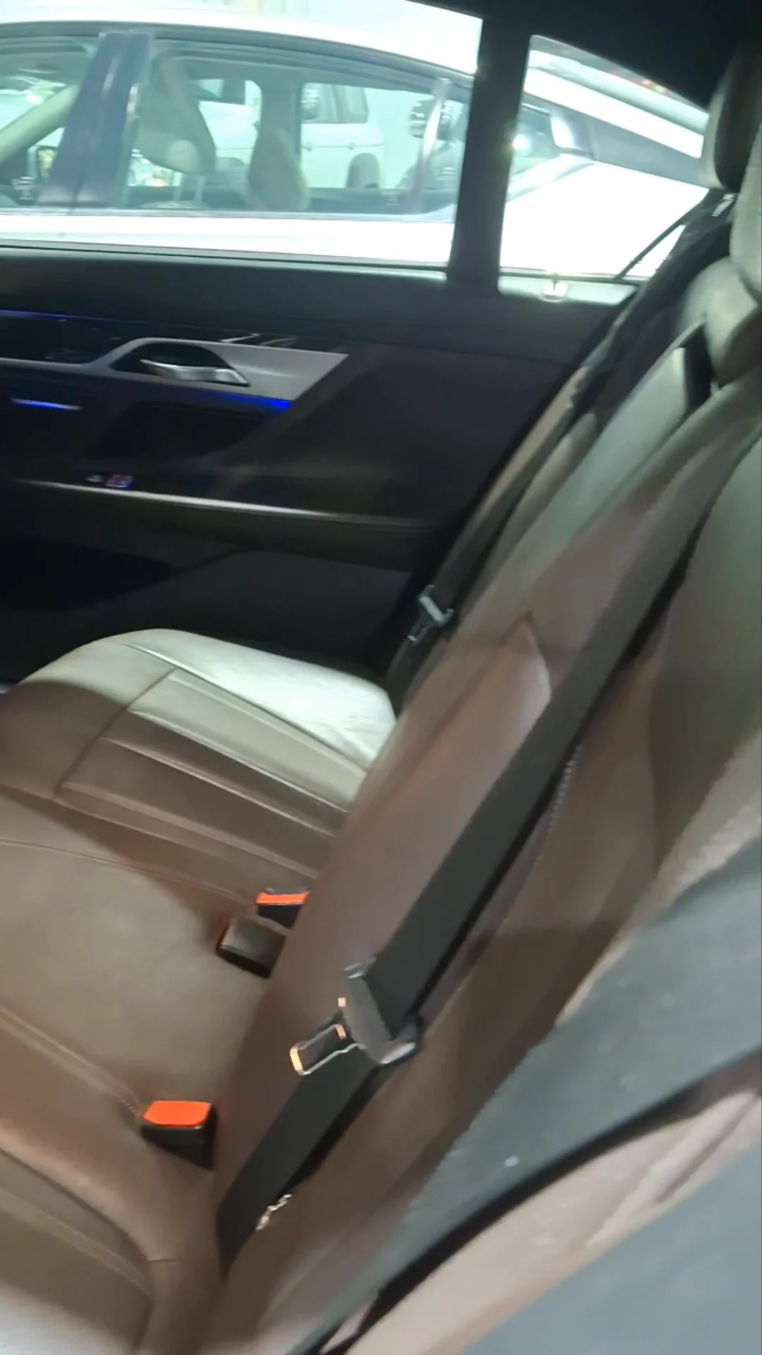 Car video thumbnail 1 of 9