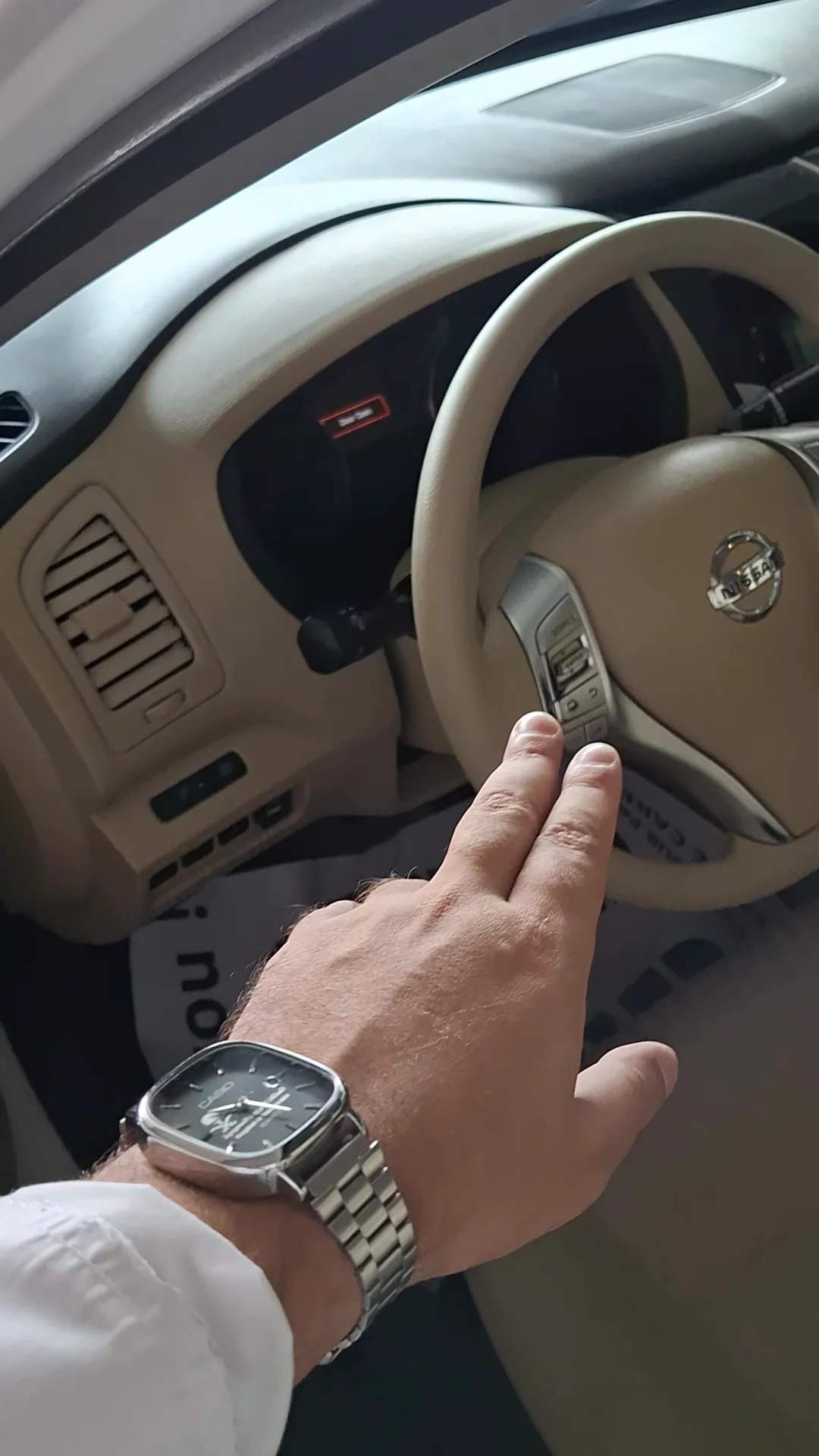 Car video thumbnail 1 of 9