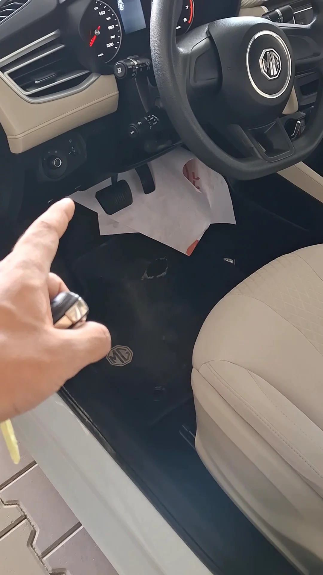 Car video thumbnail 1 of 7