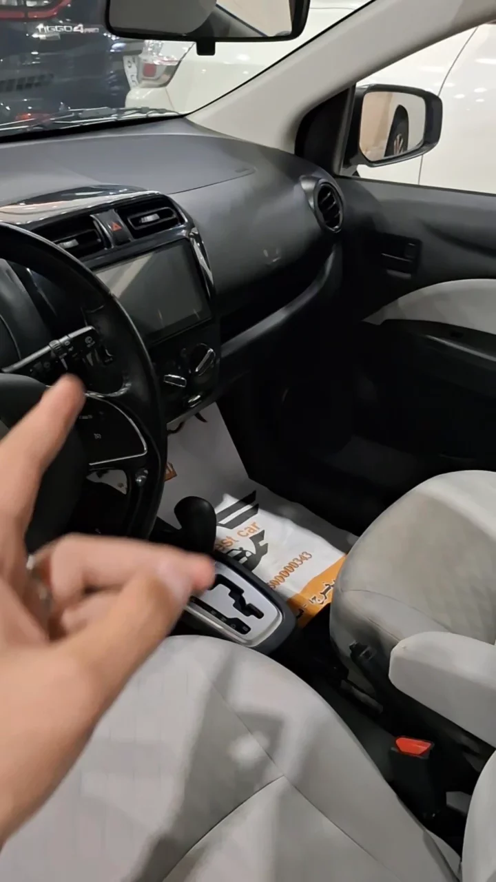 Car video thumbnail 1 of 10